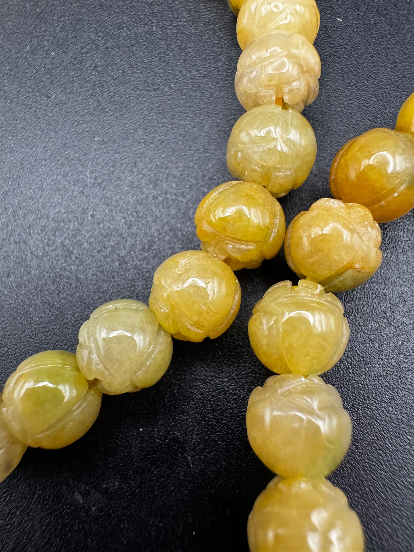 Yellow Jade Lotus Carved Bead Bracelet